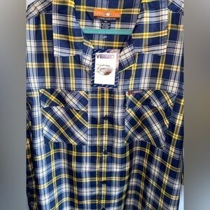 Veezo Wear Size 2XL New With Tags Plaid Button Down